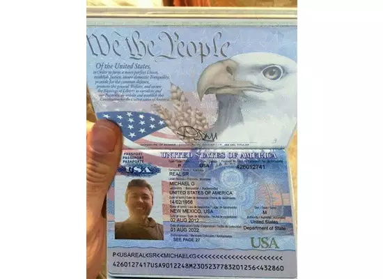 FAKE UNITED STATES PASSPORT