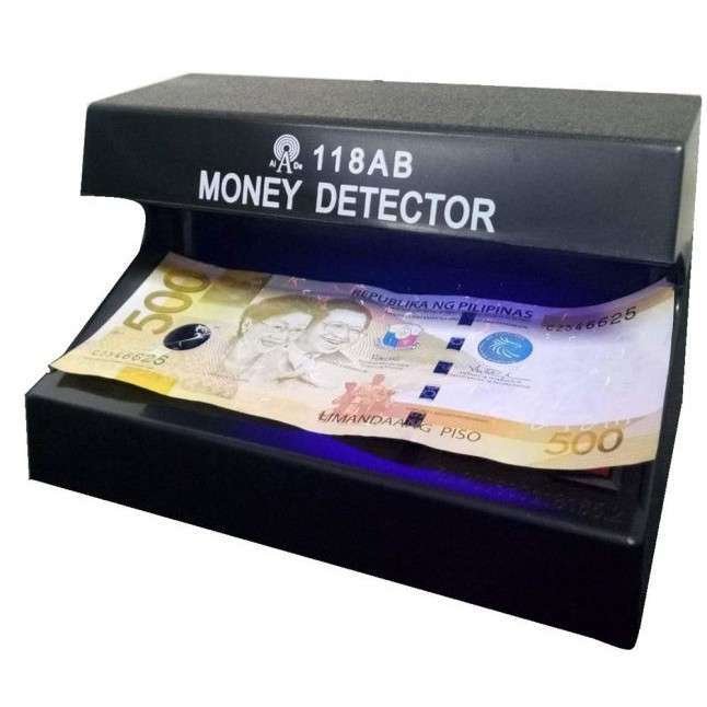How Counterfeit Money Is Slowly Discouraging the Use of Cash