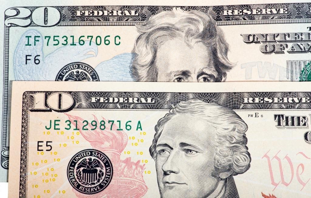 fake $10 bills